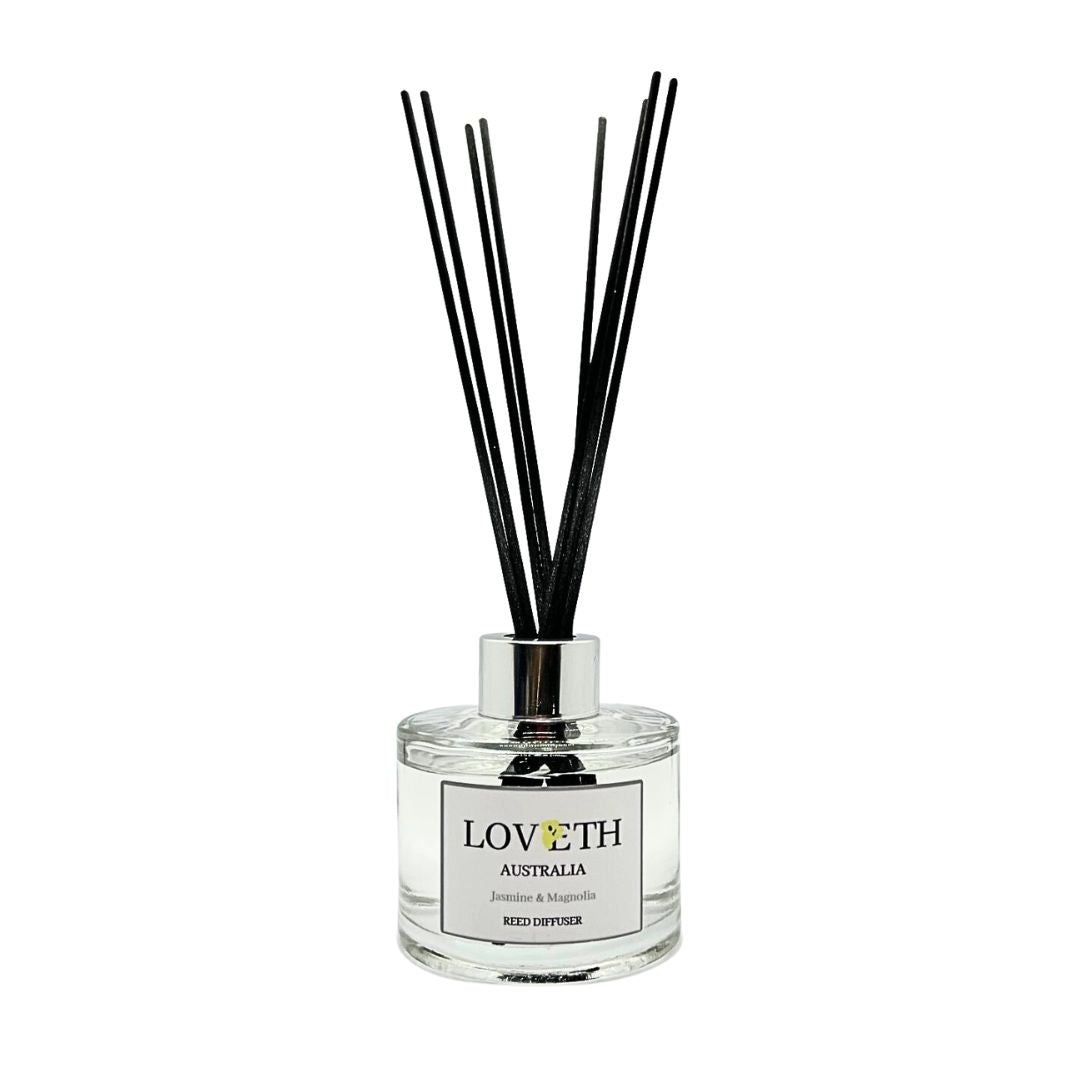 Reed diffuser with Jasmine and Magnolia fragrances